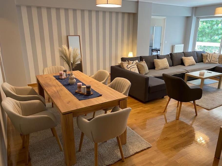 Classy 3Br With 2 Bathrooms Apartment In Marousi Athen Eksteriør billede